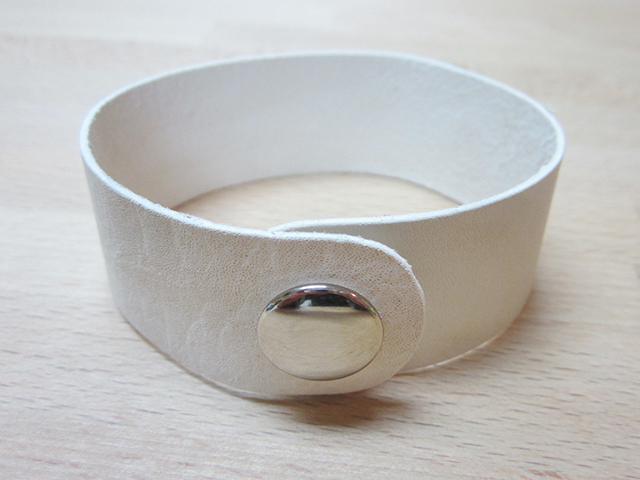 Setting Snaps in Leather Step 14