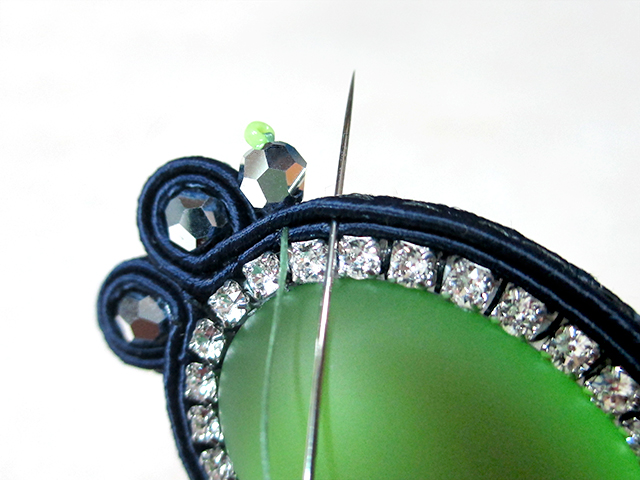 Soutache with Beaded Edge Step 3