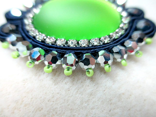 Soutache with Beaded Edge Step 4
