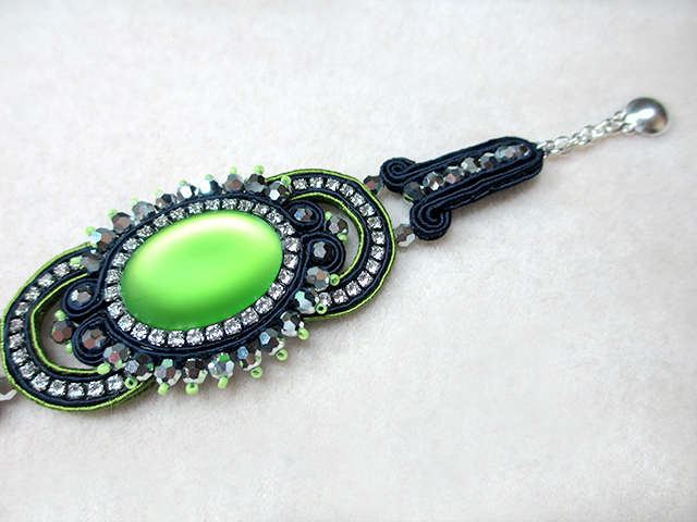 Soutache with Beaded Edge Step 5