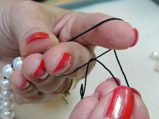 Knotting Pearls Step 5