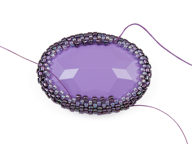 ABT-20180405-02-lilac-pond-peyote-stitch-ring-toho-treasures-swarovski-oval_step-01